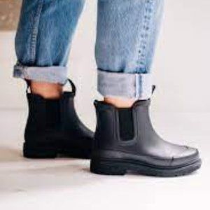 Ilse Jacobsen T Short Rubber Wellington Boots Army Green  RUB30C 410